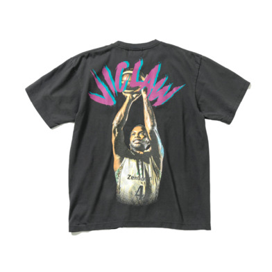 【BEAMS SPORTS×KINGS】BEAMS SPORTS VIC LAWプリントTシャツ